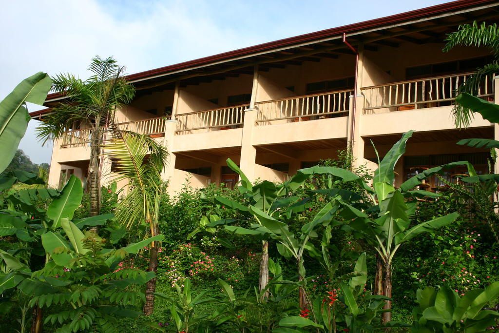 Lost Iguana Resort And Spa La Fortuna Exterior foto